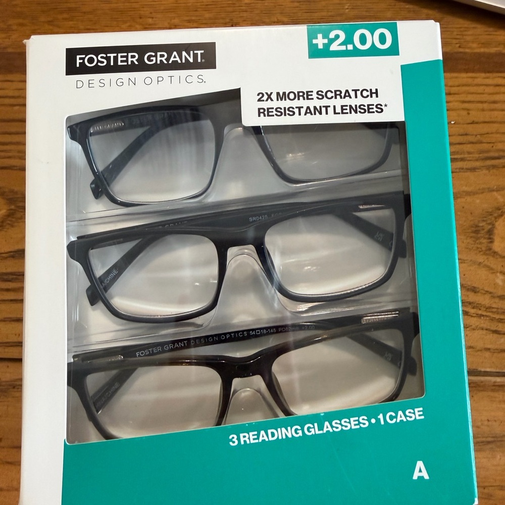 Foster Grant Men’s +2.00 Reading Glasses 3-pack Open Box Blue Brown Black
